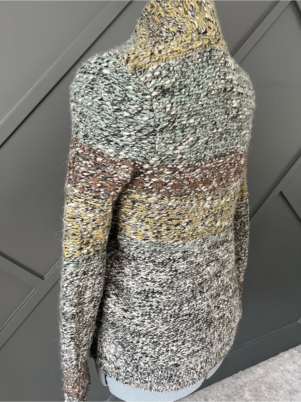 Wilfred Multicolor Gray Brown Olive Knit Shawl Collar Cardigan - Picture 4 of 9